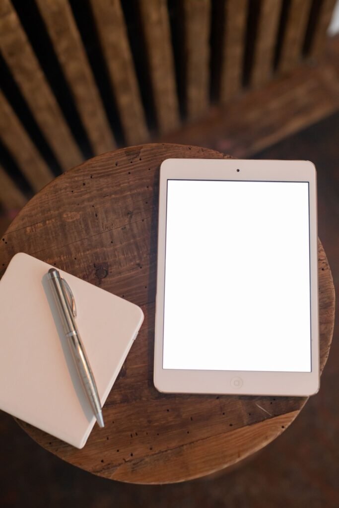 Hyperlinked PDF vs Native Notebook Apps on E-Ink